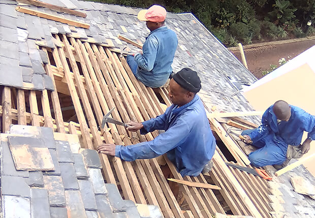 Sheeting roof repair and maintenance for commercial property